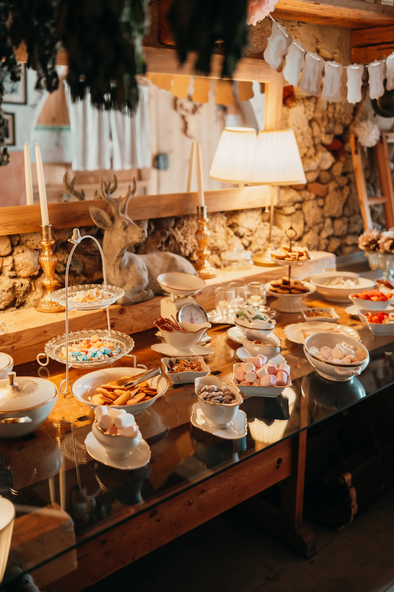 Süßes Buffet für die Geburtstagsfeier im Pitzlloch
